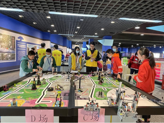 2021年第十六屆福州市青少年機(jī)器人競(jìng)賽簡(jiǎn)報(bào)