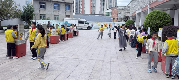 科技螢火映校園 ——科普大篷車點(diǎn)亮永泰學(xué)子科學(xué)夢 科技螢火映校園 ——科普大篷車點(diǎn)亮永泰學(xué)子科學(xué)夢