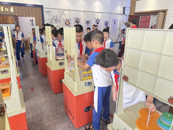 “流動的科學課堂，別樣的成長體驗”——永泰縣實驗小學相約奇妙科學之旅