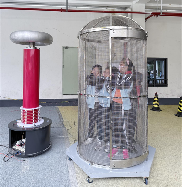 科技微光點(diǎn)亮少年新征程 ——福州科技館助力鼓山新區(qū)學(xué)校第十屆科技節(jié)活動(dòng)