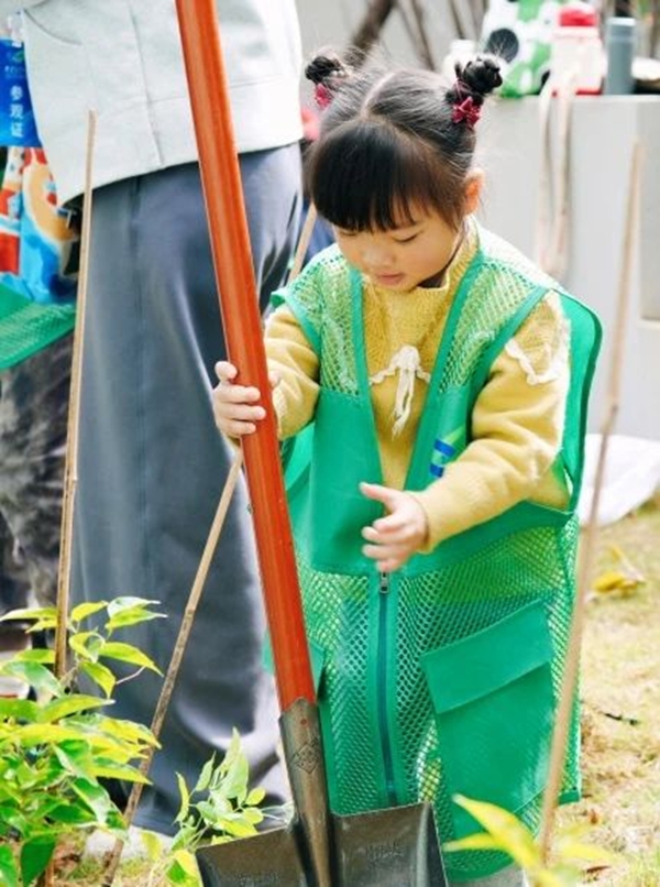 童心植夢·科創(chuàng)未來 | 科技館植樹節(jié)主題活動(dòng)， 給童年的春天添點(diǎn)“綠”
