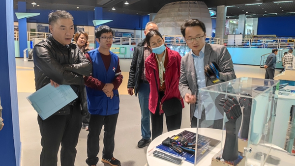 福州科技館腦科學(xué)AI智能展品驗(yàn)收