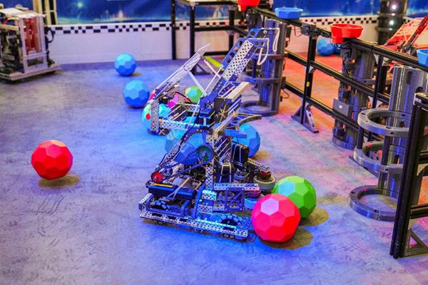 科技感拉滿！第22屆福建省青少年機(jī)器人競賽成功舉行