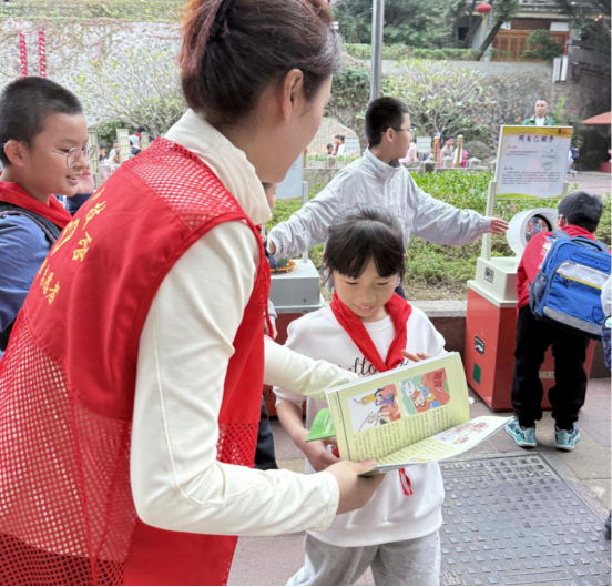 寓教于樂啟童心，反邪故事伴成長(zhǎng) ——福州反邪教宣傳進(jìn)校園