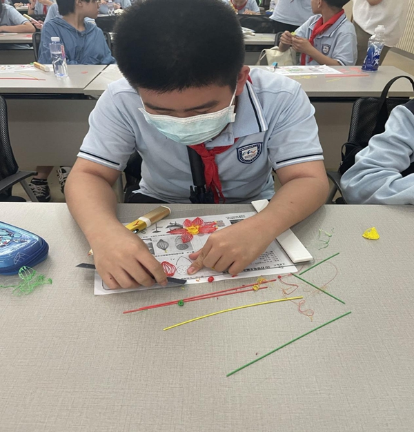 國科大福建學(xué)院附中到中國科學(xué)院海西研究院開展黨團(tuán)隊(duì)一體化活動(dòng)