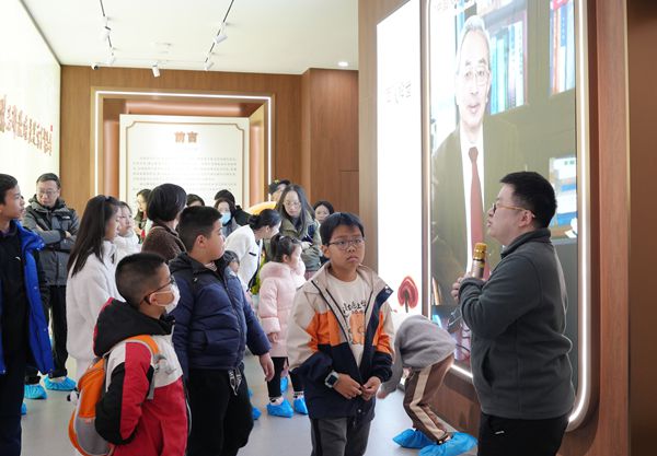 靈芝閩都研學(xué)行:探秘「仙草」背后的科學(xué)密碼 靈芝閩都研學(xué)行:探秘「仙草」背后的科學(xué)密碼