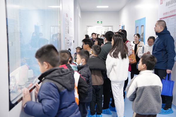 靈芝閩都研學(xué)行:探秘「仙草」背后的科學(xué)密碼 靈芝閩都研學(xué)行:探秘「仙草」背后的科學(xué)密碼