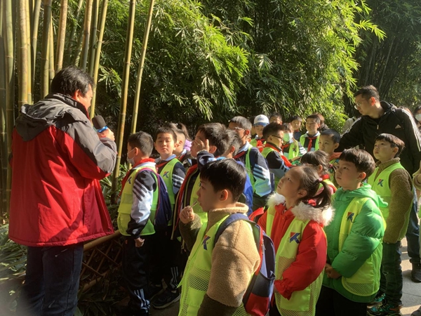 福州科技館開展312植樹節(jié)——“擁抱春天，探索大自然的奧秘”分館研學活動