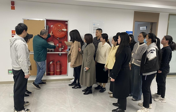 福州科技館開展消防安全演練培訓