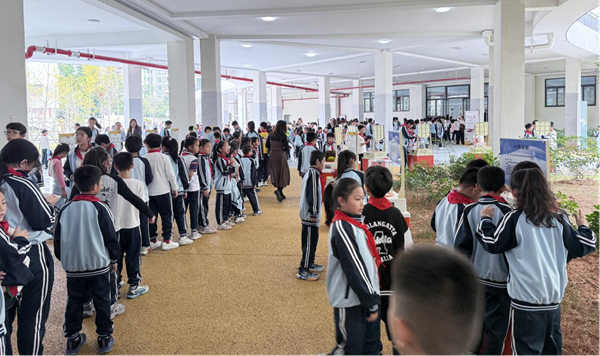 科技微光點(diǎn)亮少年新征程 ——福州科技館助力鼓山新區(qū)學(xué)校第十屆科技節(jié)活動(dòng)