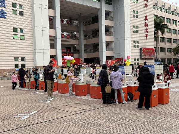 “少年強(qiáng)國(guó)夢(mèng)，馳騁啟新程”——福州市青少年活動(dòng)中心迎來(lái)奇妙科普之旅