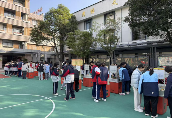 科技大篷車“解鎖”校園新體驗(yàn) 日升少年燃動(dòng)2025科技探索潮