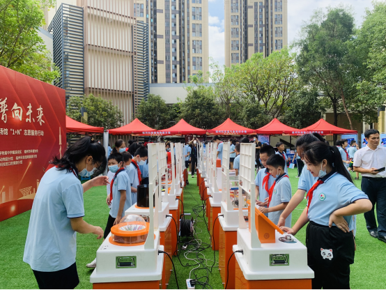 “喜迎二十大 科普向未來”——2022年福州市全國科普日活動暨福州科技館科普場館“1+N”志愿服務(wù)行動啟動