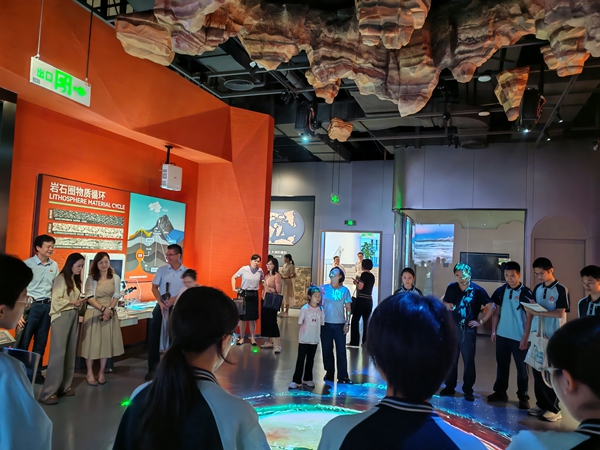 校館合作教學(xué)新模式，開啟科普新旅程