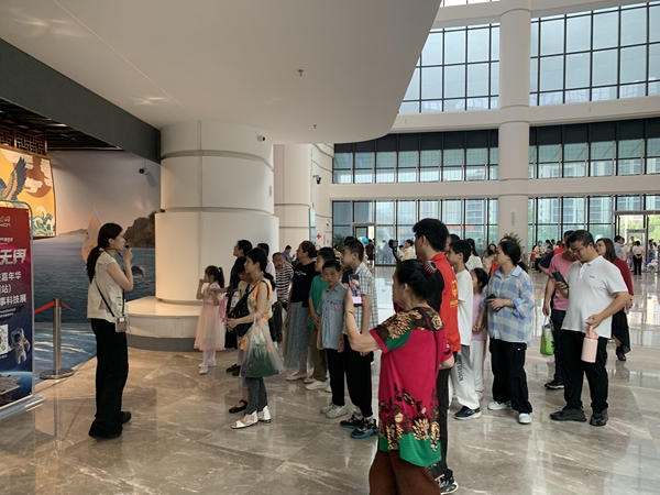 “科技筑夢 溫暖六一”主題活動在福州科技館圓滿舉辦