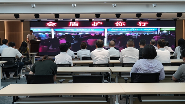 “以練筑防 護航平安”——福州科技館開展2025年防恐應急綜合演練